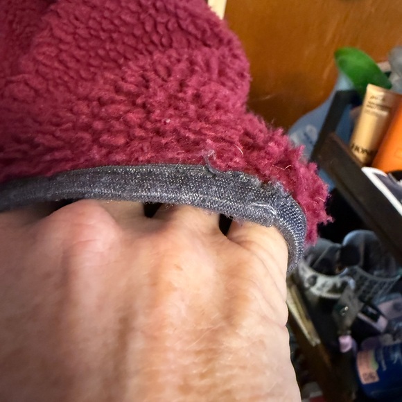 Ivory Ella Burgundy Sherpa Jacket. Size Medium. - Picture 8 of 13